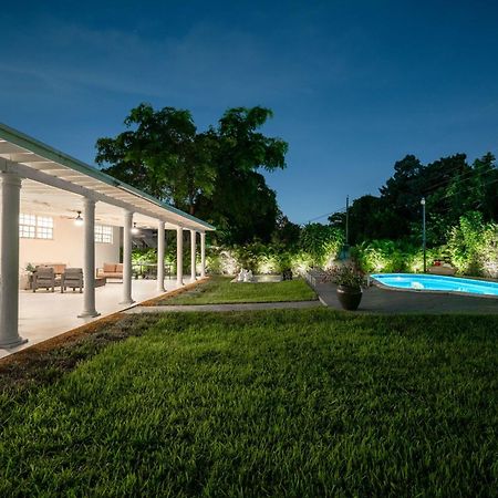 הוילה New Tropical Oasis Retreat In מיאמי מראה חיצוני תמונה