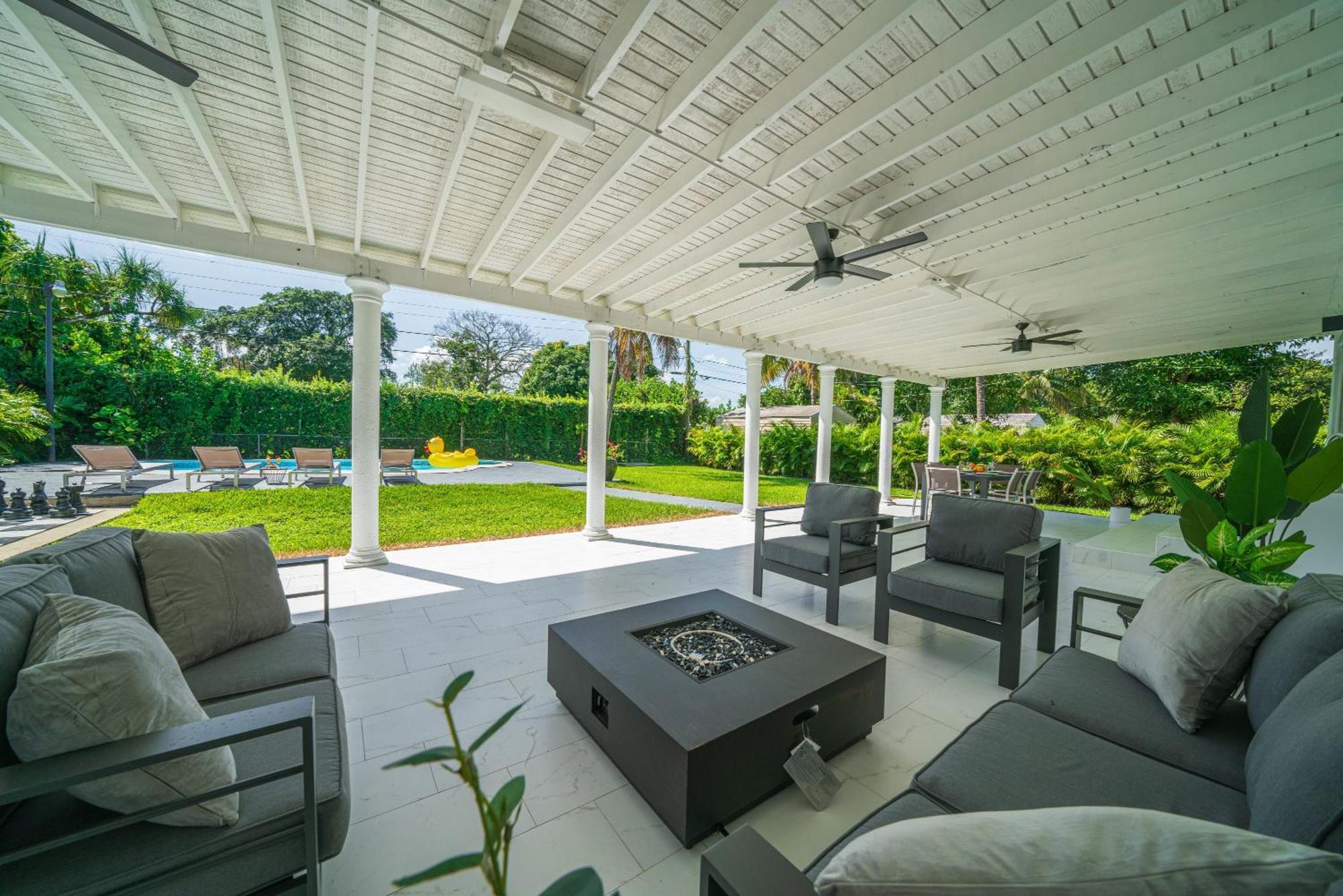 הוילה New Tropical Oasis Retreat In מיאמי מראה חיצוני תמונה