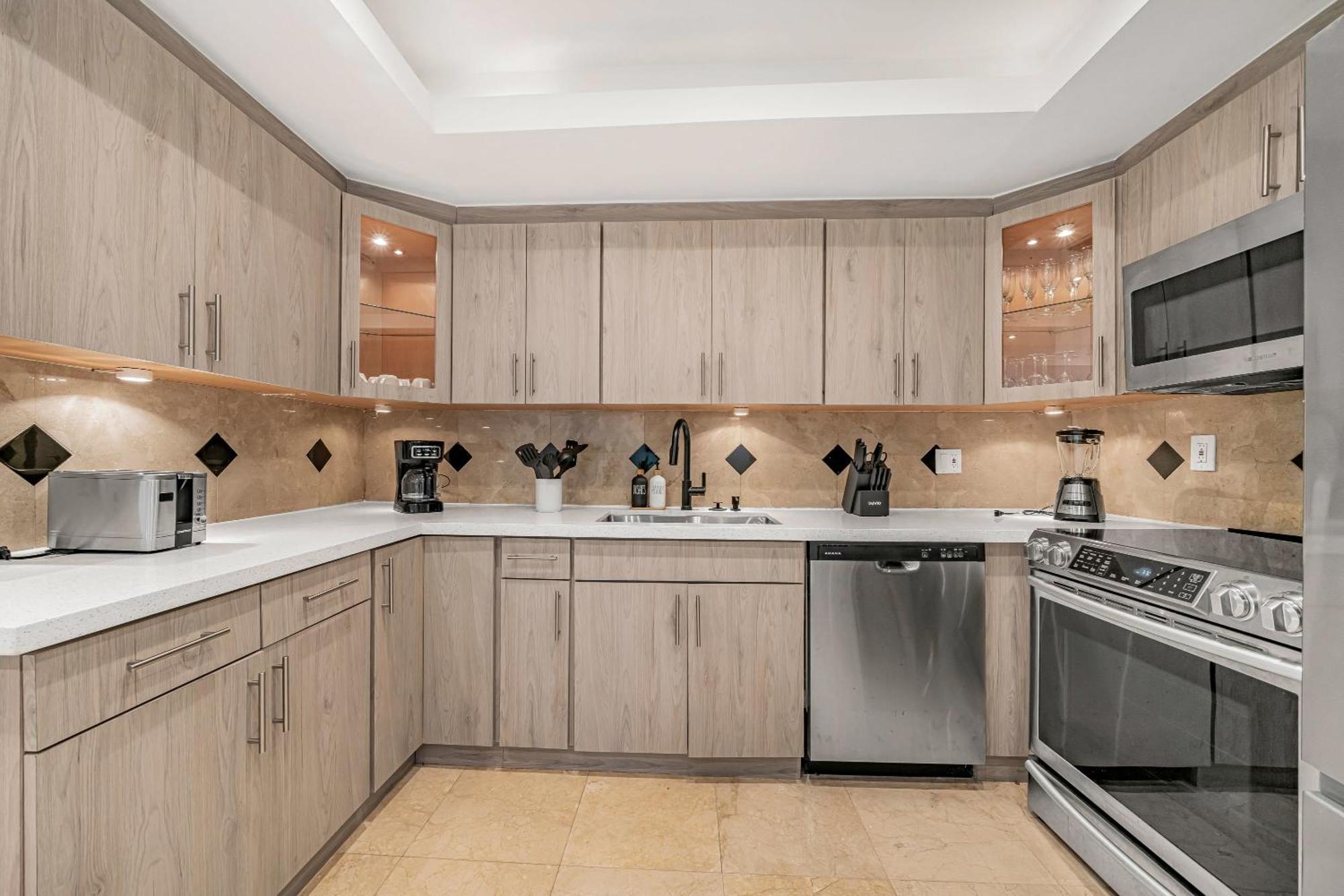 הוילה New Tropical Oasis Retreat In מיאמי מראה חיצוני תמונה