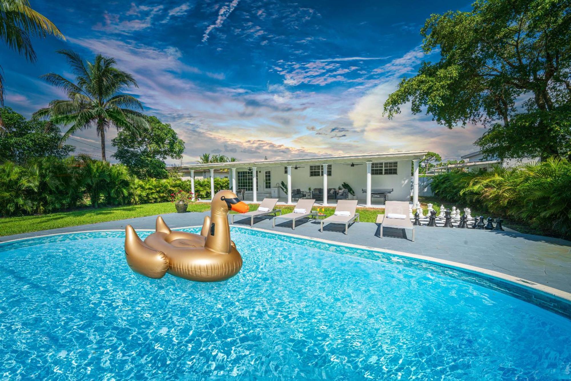 הוילה New Tropical Oasis Retreat In מיאמי מראה חיצוני תמונה